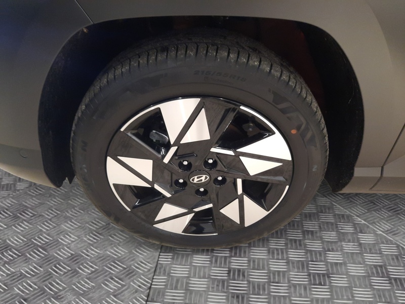 Hyundai KONA Hybrid vaihtoauto