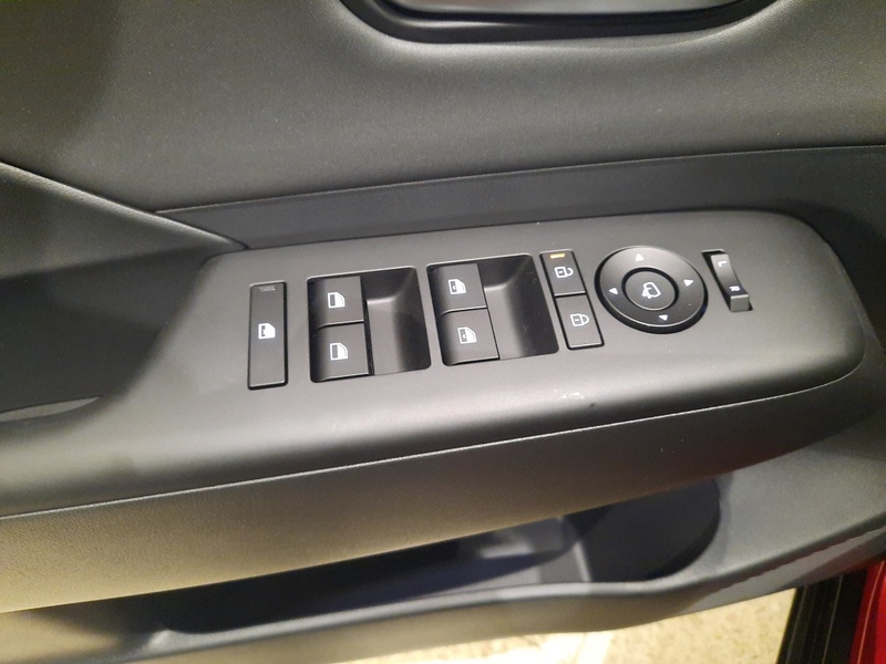 Hyundai KONA Hybrid vaihtoauto