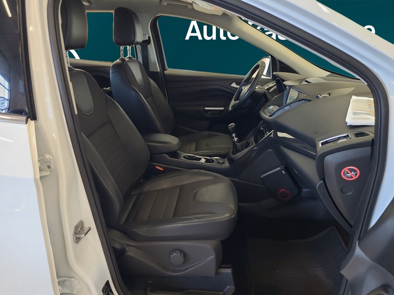 Ford Kuga vaihtoauto