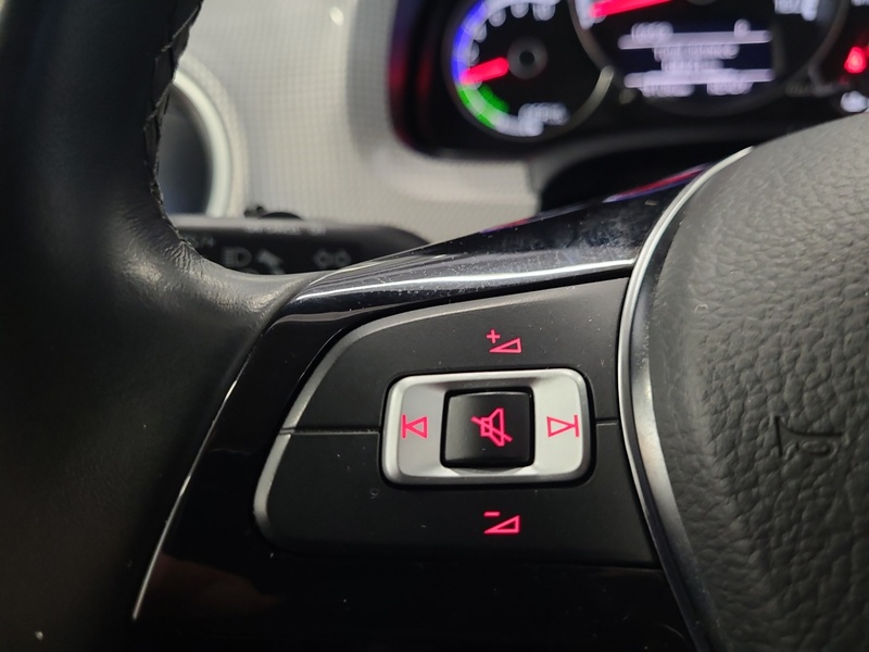 Volkswagen up! vaihtoauto