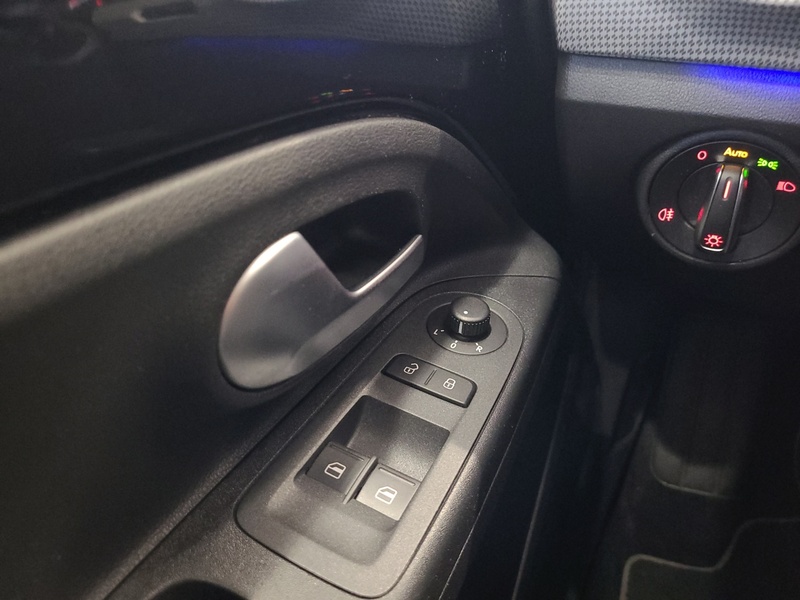 Volkswagen up! vaihtoauto