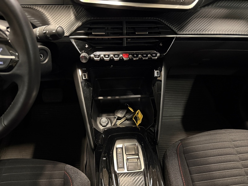 Peugeot 208 vaihtoauto