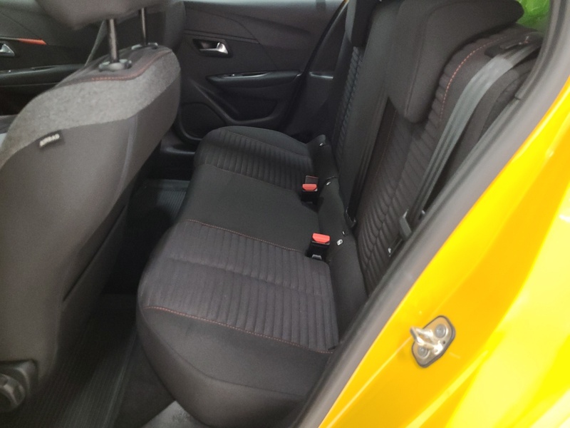 Peugeot 208 vaihtoauto