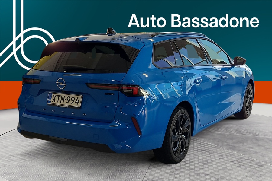 Opel Astra vaihtoauto