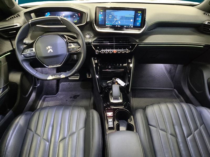 Peugeot e-2008 vaihtoauto