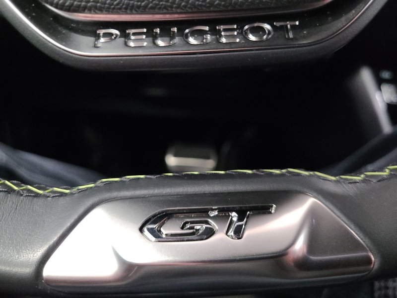 Peugeot e-2008 vaihtoauto