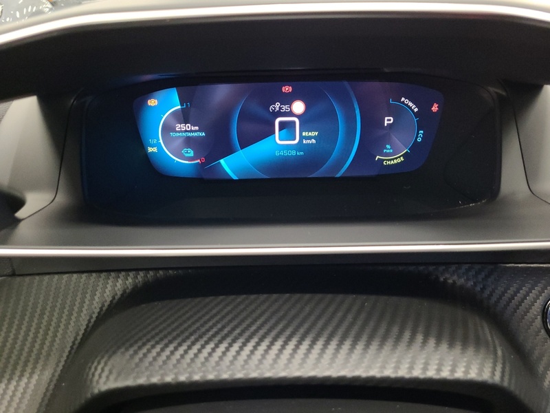 Peugeot e-2008 vaihtoauto