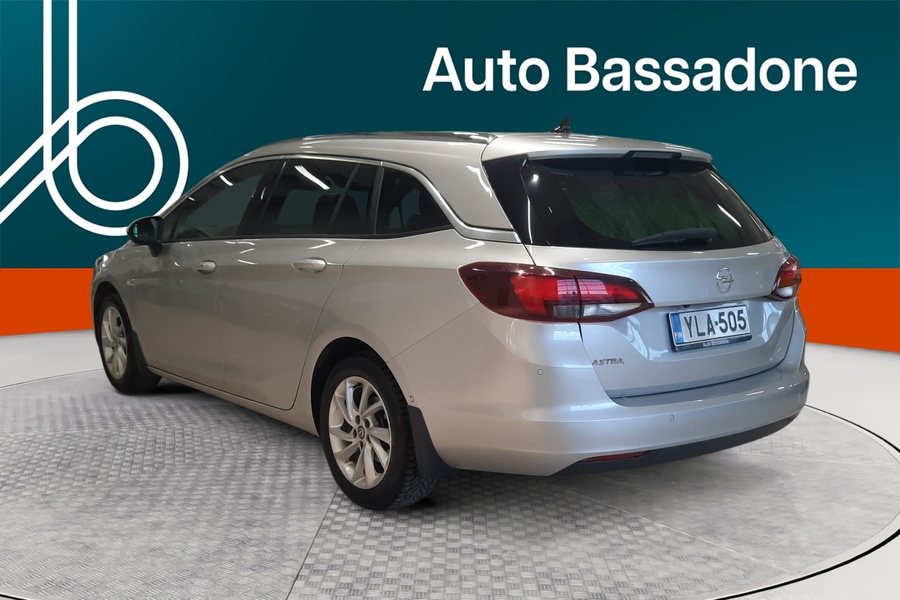 Opel Astra vaihtoauto