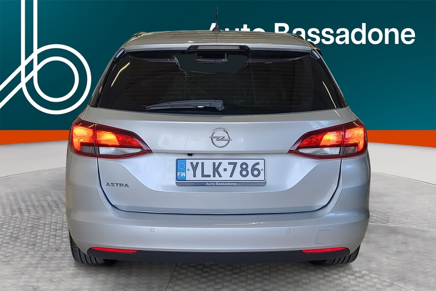 Opel Astra vaihtoauto