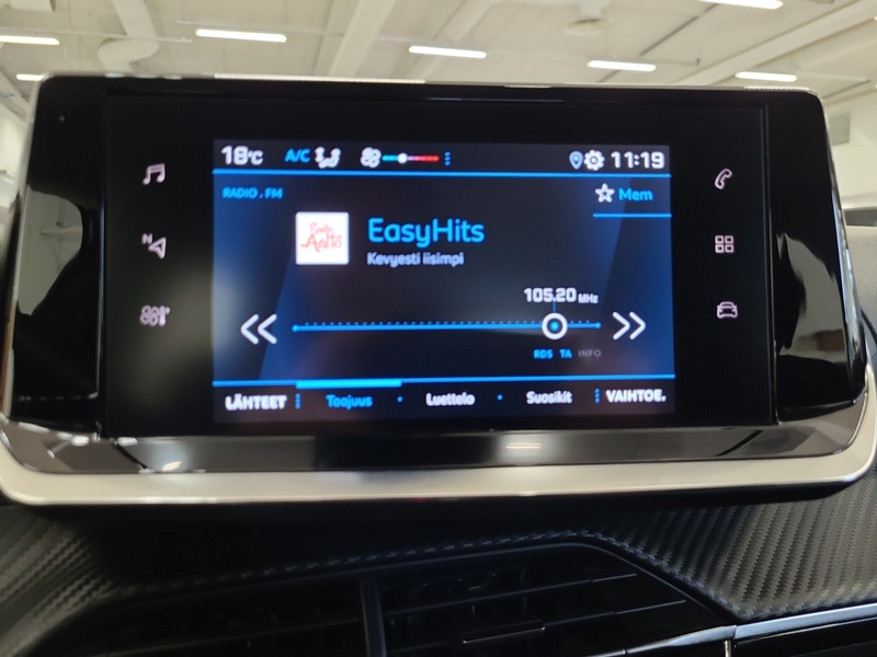 Peugeot 208 vaihtoauto