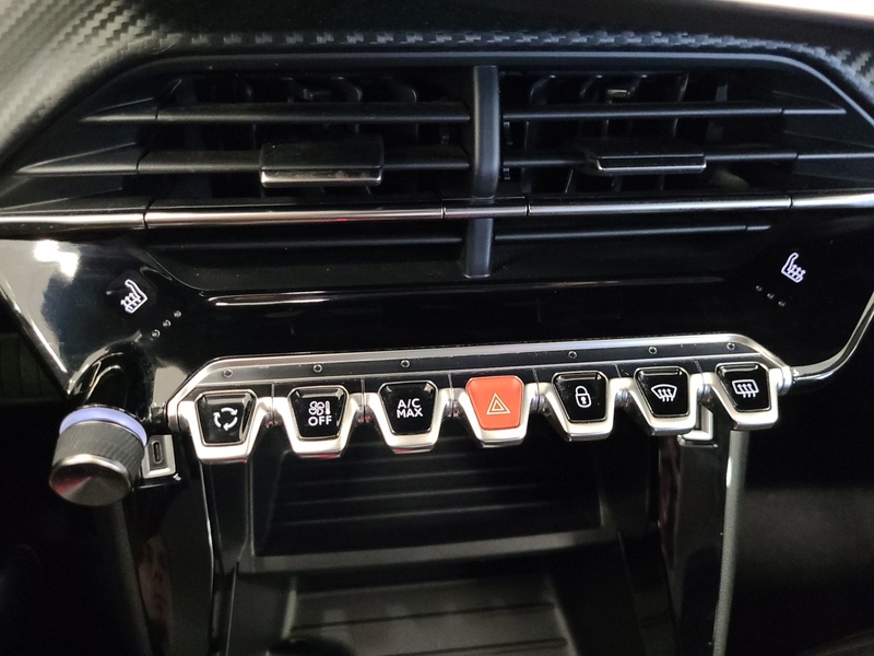 Peugeot 208 vaihtoauto