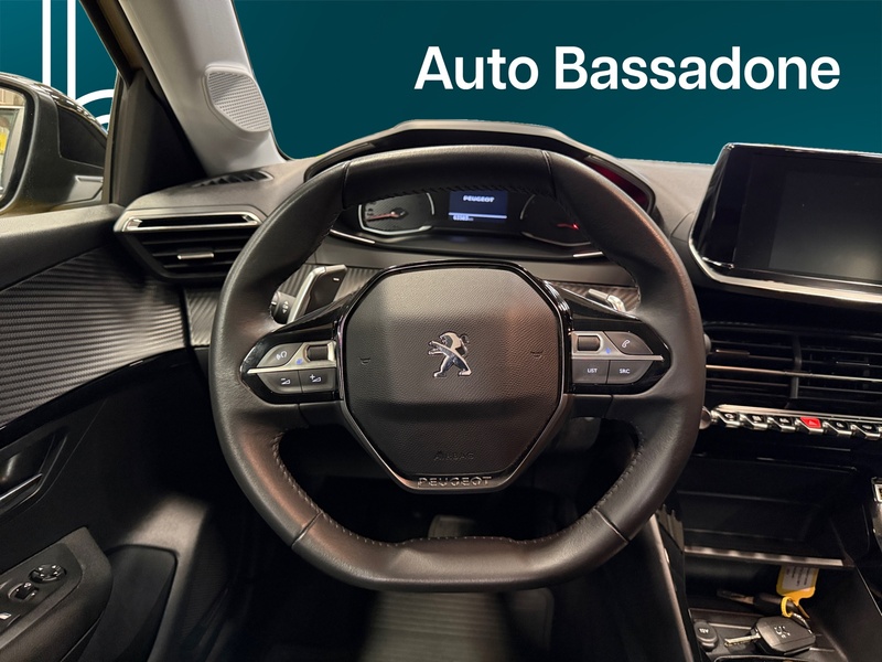 Peugeot 208 vaihtoauto