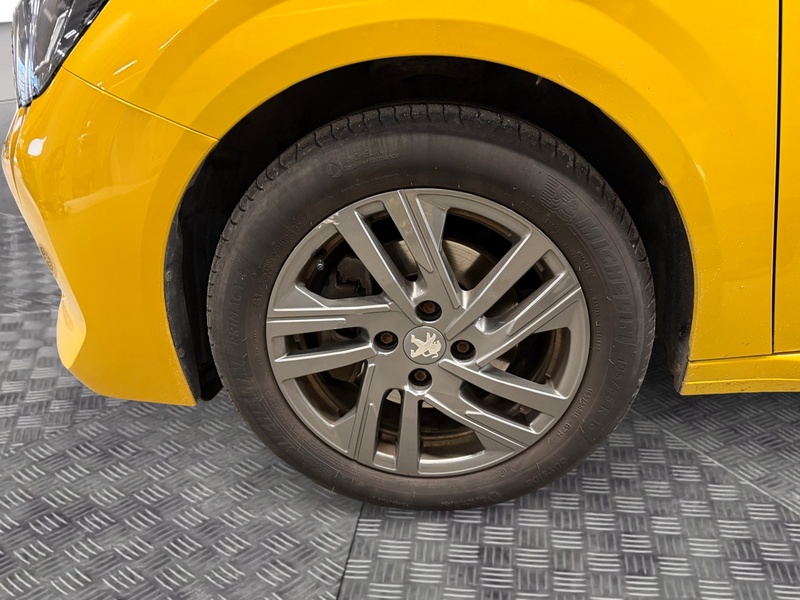 Peugeot 208 vaihtoauto