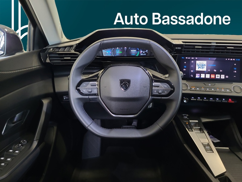 Peugeot 308 vaihtoauto