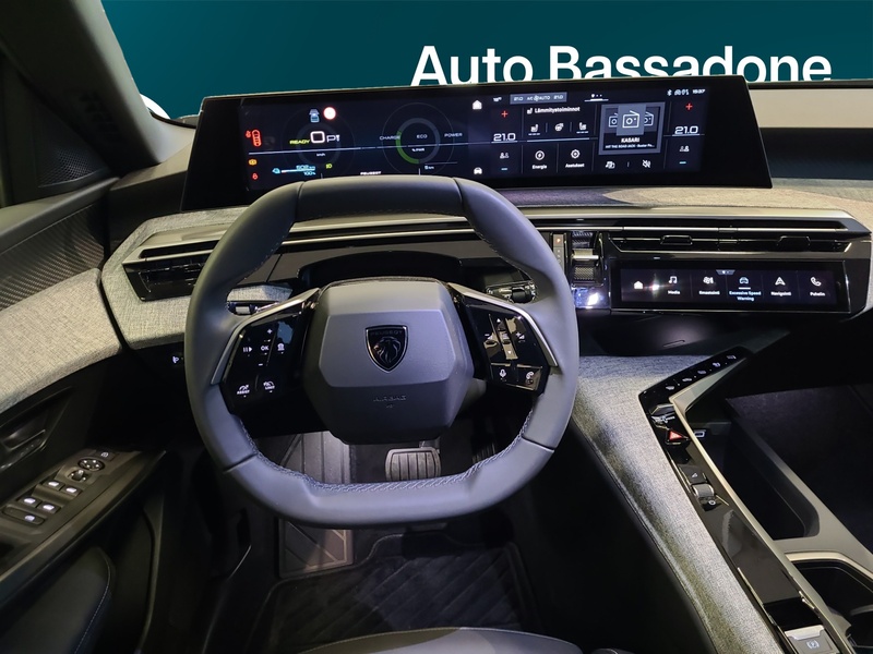 Peugeot E-5008 vaihtoauto