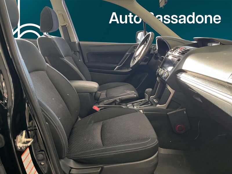 Subaru Forester vaihtoauto