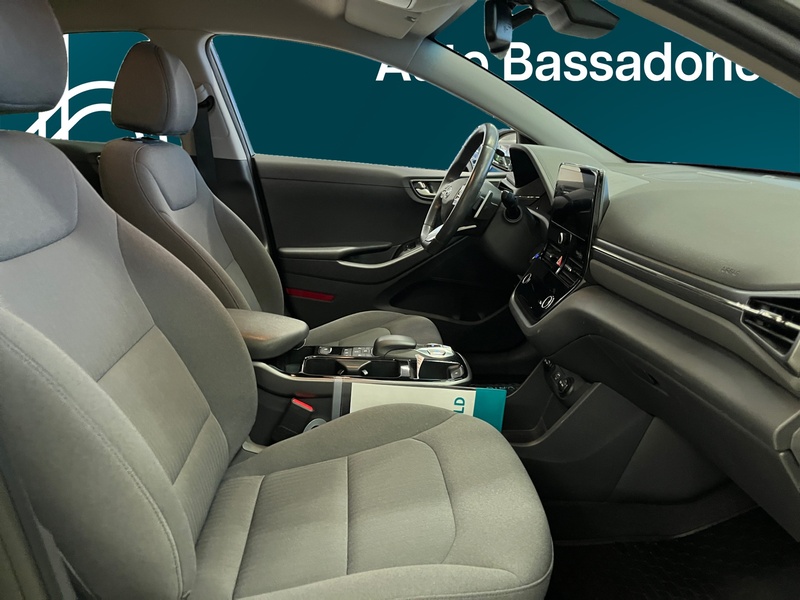 Hyundai IONIQ electric vaihtoauto