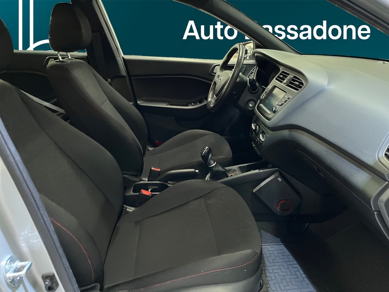 Hyundai i20 Hatchback vaihtoauto