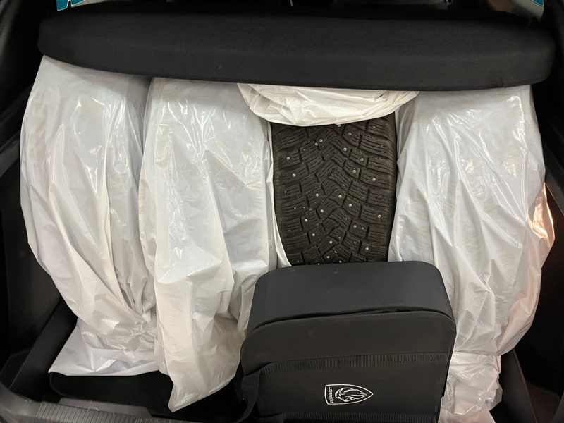 Peugeot e-2008 vaihtoauto