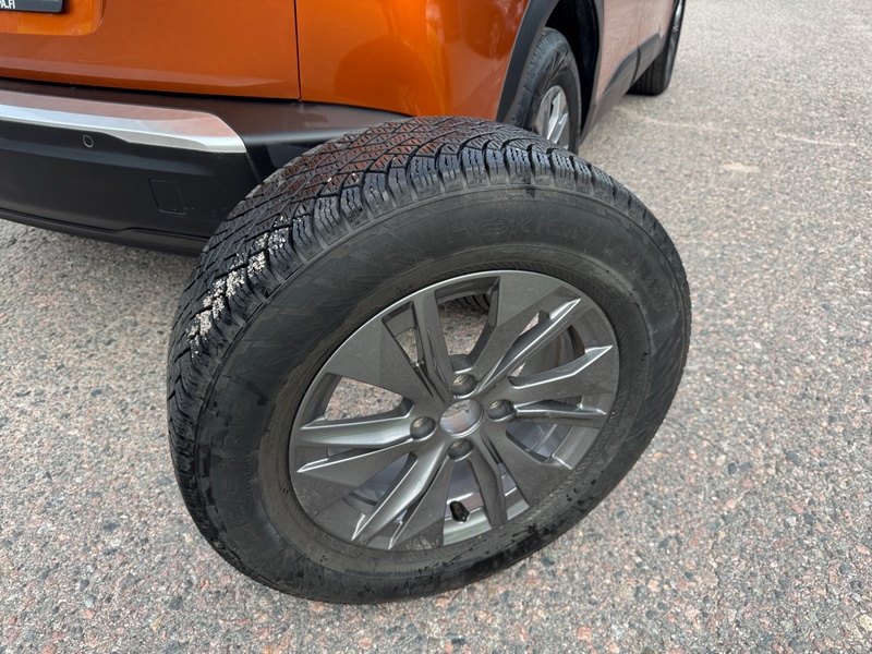 Peugeot e-2008 vaihtoauto