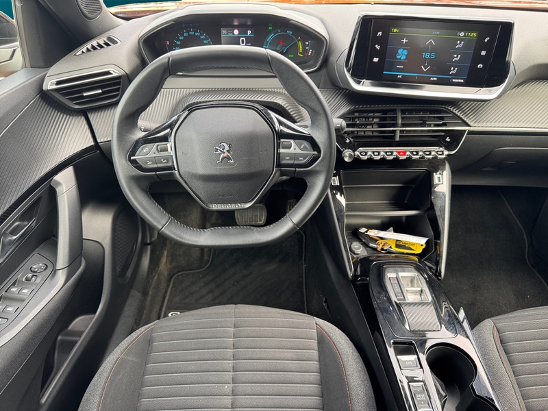 Peugeot e-2008 vaihtoauto