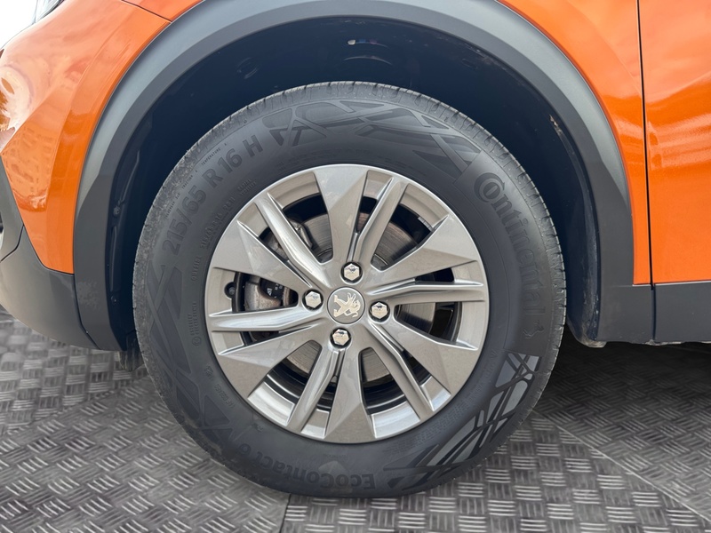 Peugeot e-2008 vaihtoauto