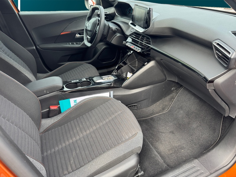 Peugeot e-2008 vaihtoauto