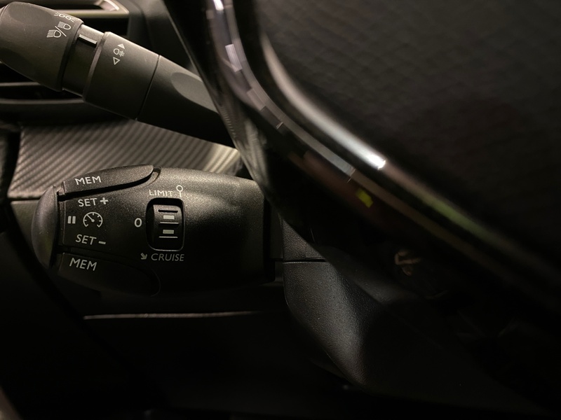 Peugeot e-2008 vaihtoauto