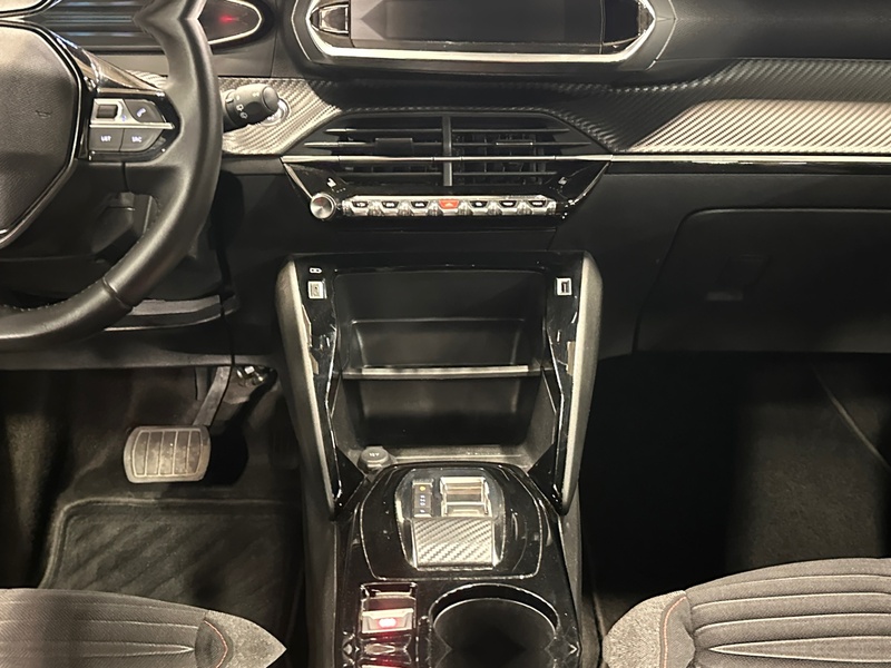 Peugeot e-2008 vaihtoauto