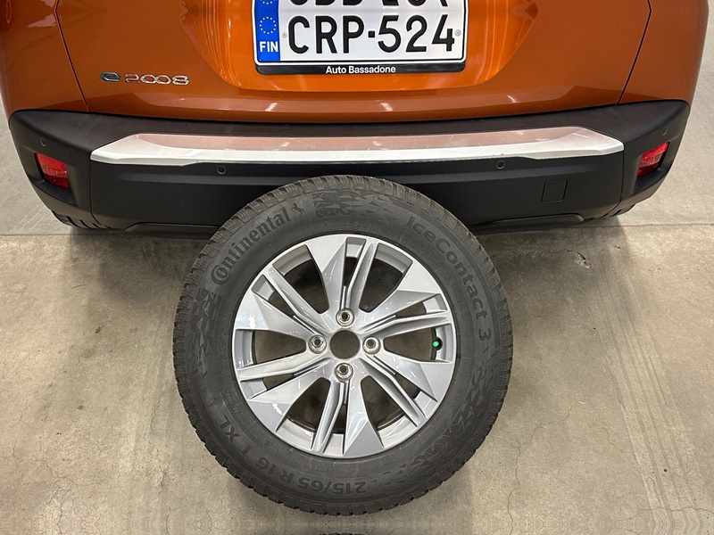 Peugeot e-2008 vaihtoauto