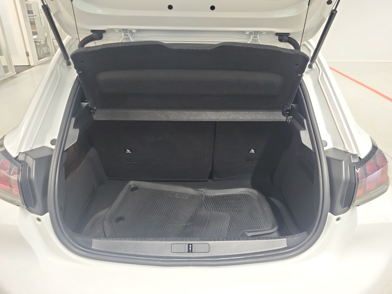 Peugeot 208 vaihtoauto