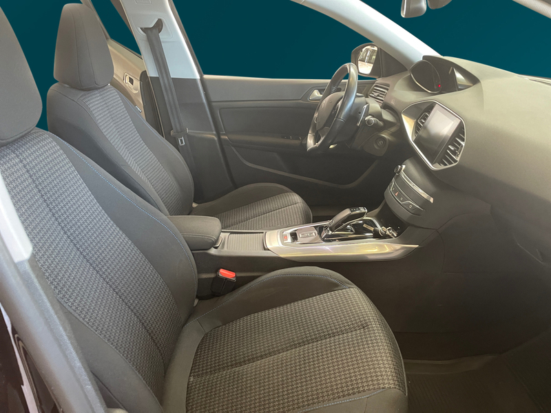 Peugeot 308 vaihtoauto