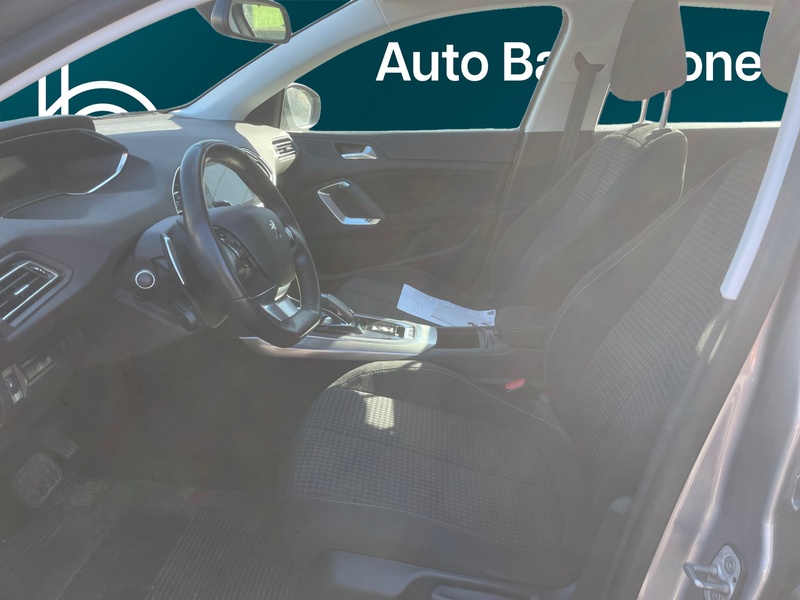 Peugeot 308 vaihtoauto