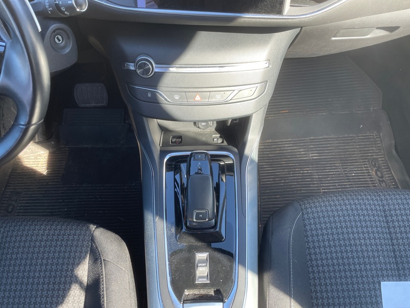 Peugeot 308 vaihtoauto