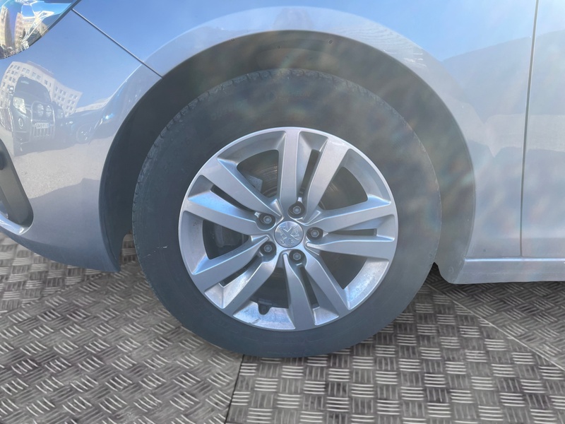 Peugeot 308 vaihtoauto