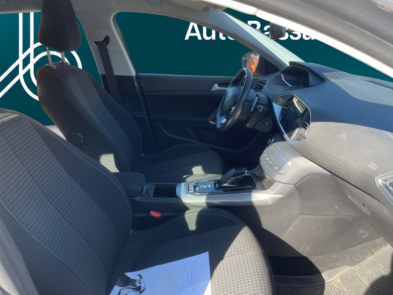 Peugeot 308 vaihtoauto