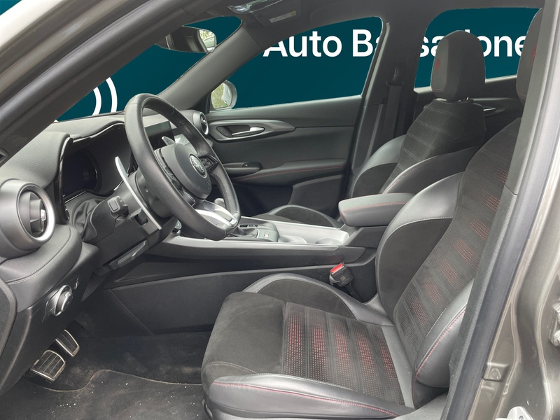 Alfa Romeo Tonale vaihtoauto