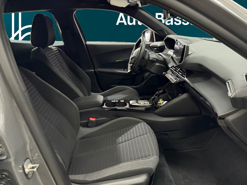 Peugeot e-2008 vaihtoauto