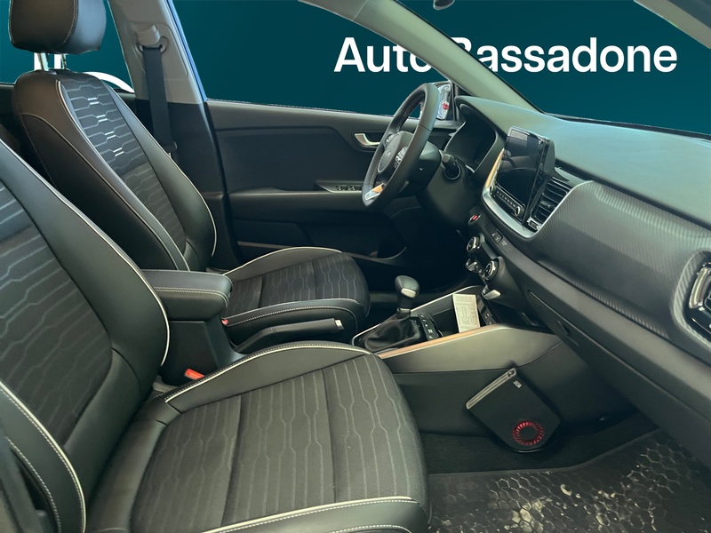 Kia Stonic vaihtoauto