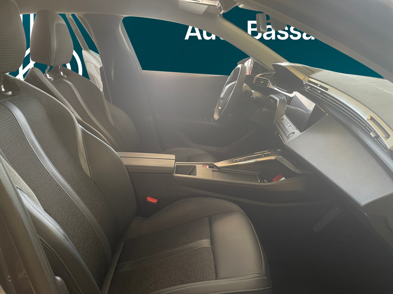 Peugeot 308 vaihtoauto