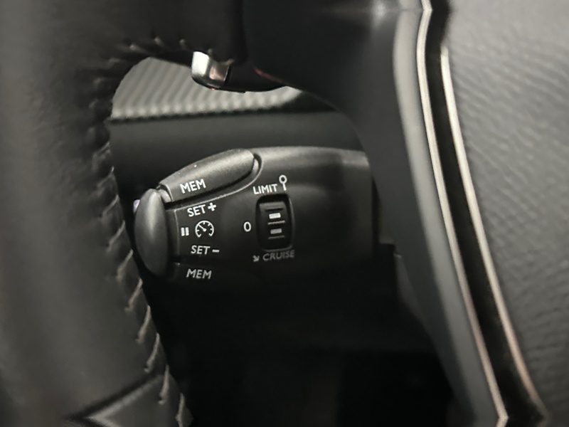 Peugeot 208 vaihtoauto