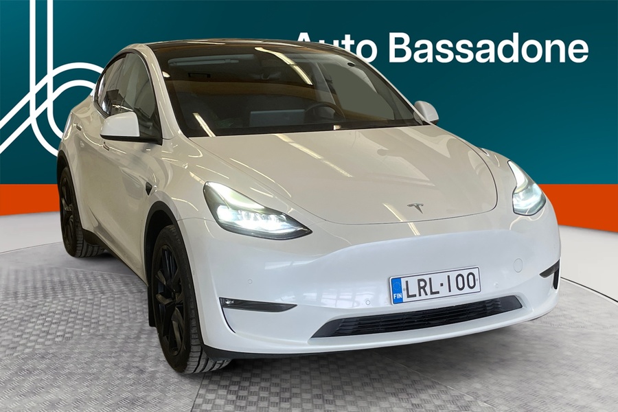 Tesla Model Y vaihtoauto