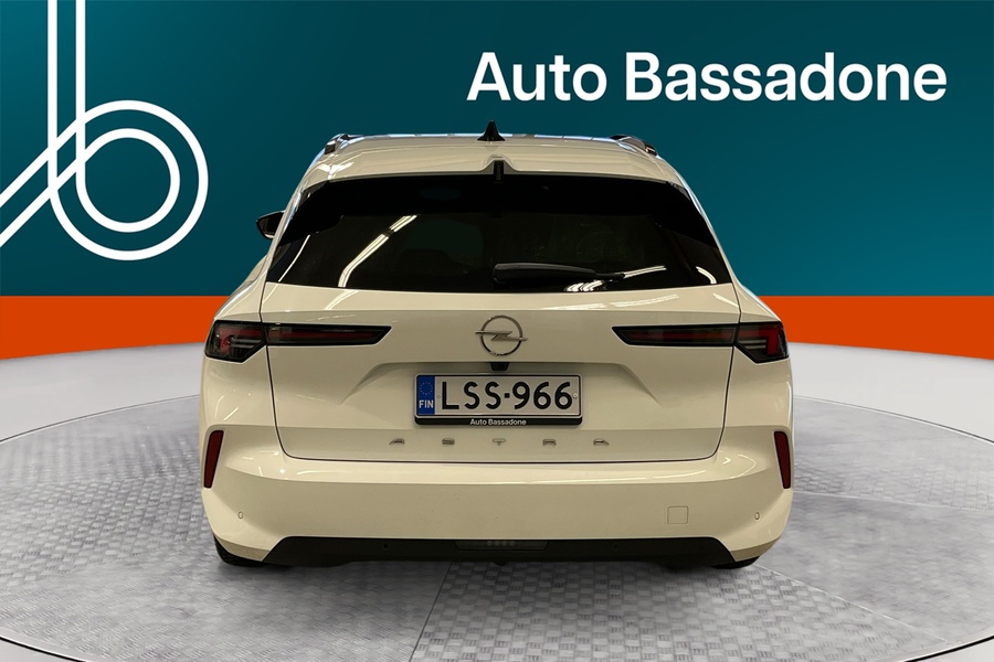 Opel Astra vaihtoauto