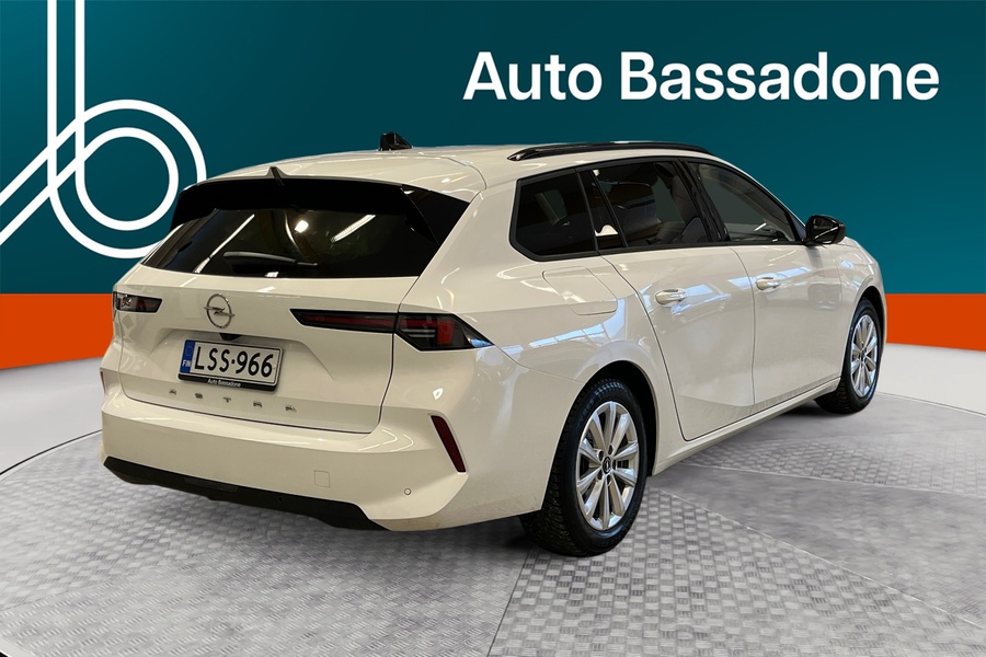 Opel Astra vaihtoauto