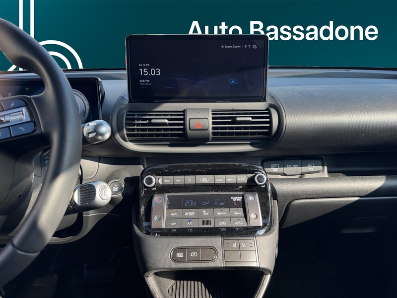 Hyundai INSTER vaihtoauto