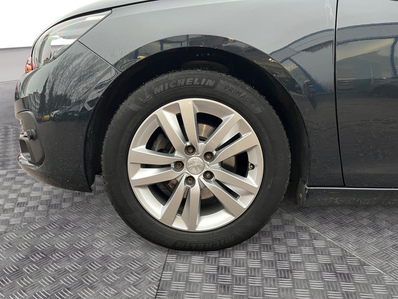 Peugeot 308 vaihtoauto