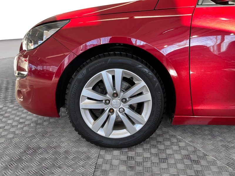 Peugeot 308 vaihtoauto