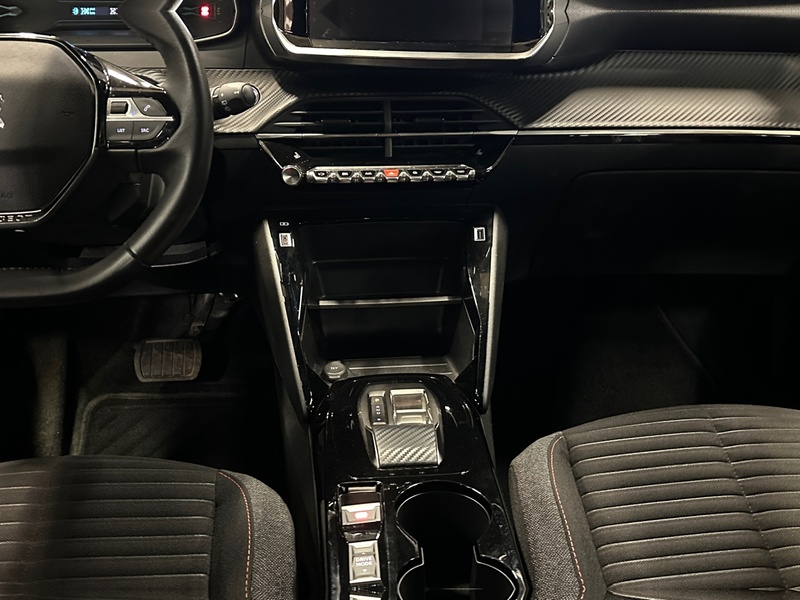 Peugeot e-2008 vaihtoauto