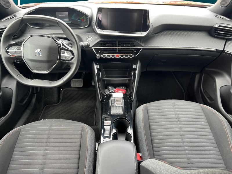 Peugeot e-2008 vaihtoauto