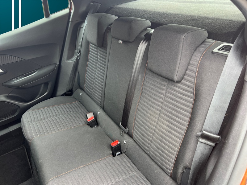 Peugeot e-2008 vaihtoauto